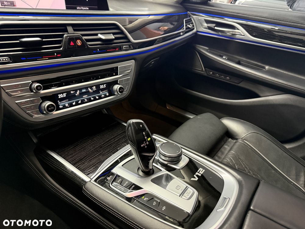 BMW Seria 7 - 29