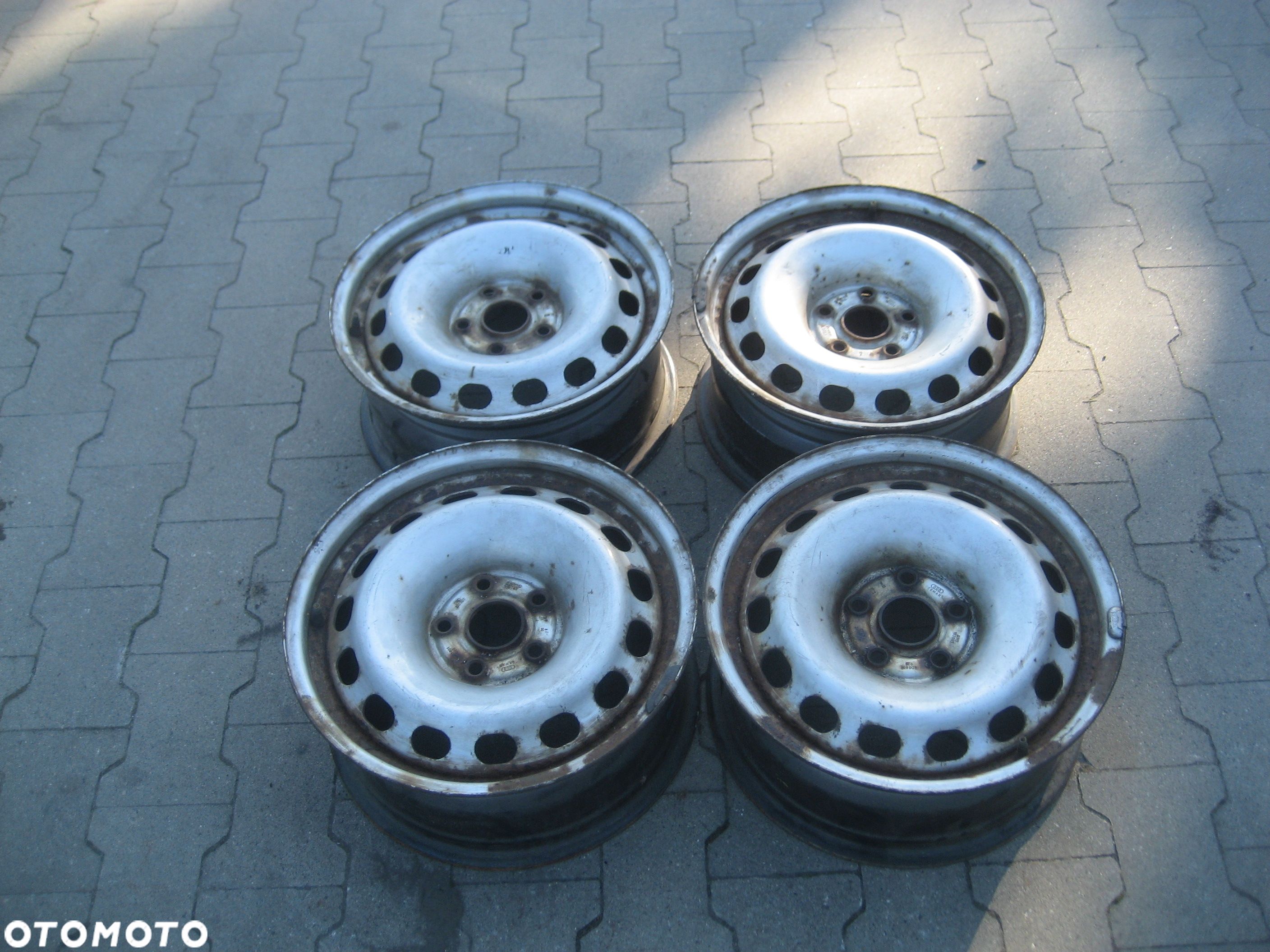 vw t4 lift audi a8 felgi stalowe 16x7 et42 5x112 4d0601025 - 1