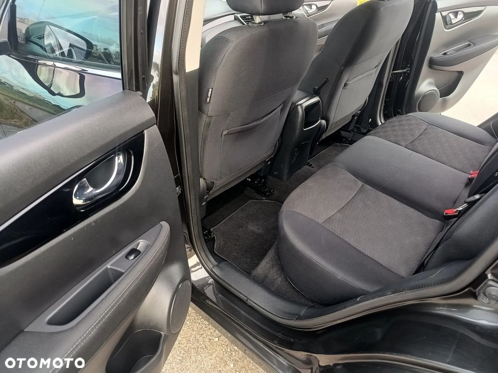 Nissan Qashqai - 11