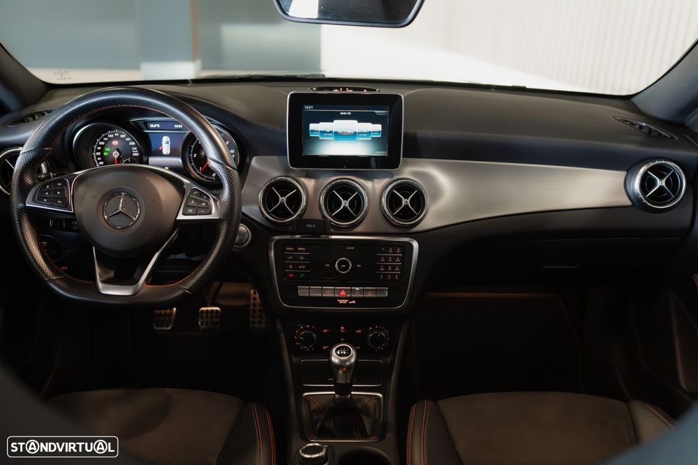 Mercedes-Benz CLA 180 d Shooting Brake AMG Line - 25