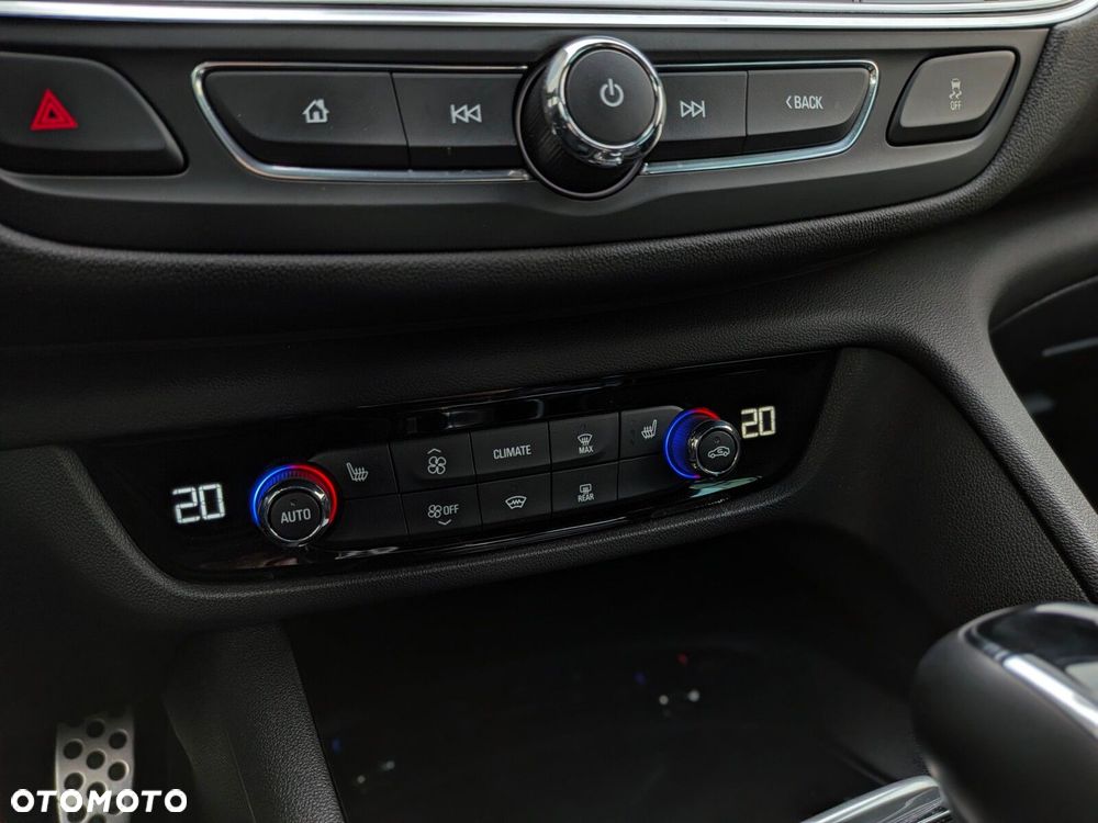 Opel Insignia 2.0 CDTI Elegance S&S - 24