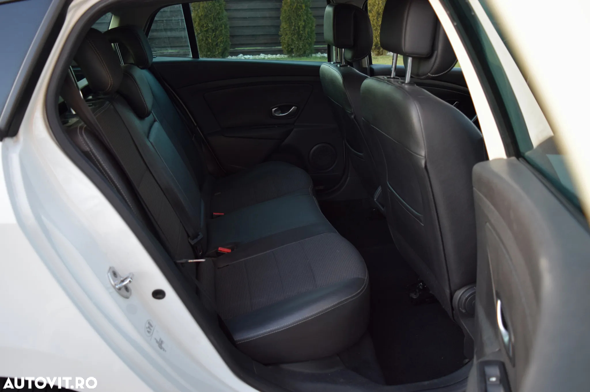 Renault Megane Grandtour ENERGY dCi 110 GT LINE - 11