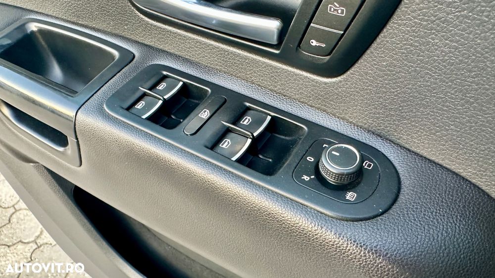 Volkswagen Amarok - 24