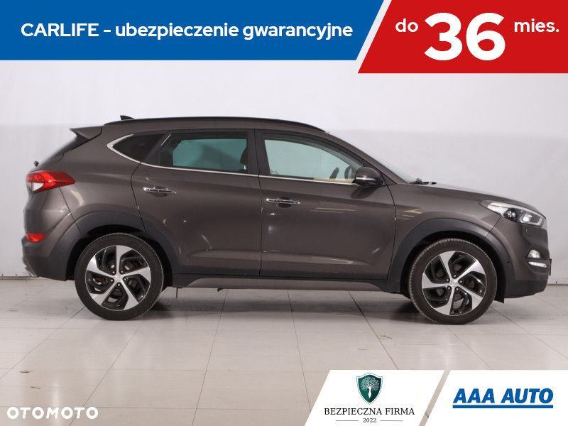 Hyundai Tucson - 8