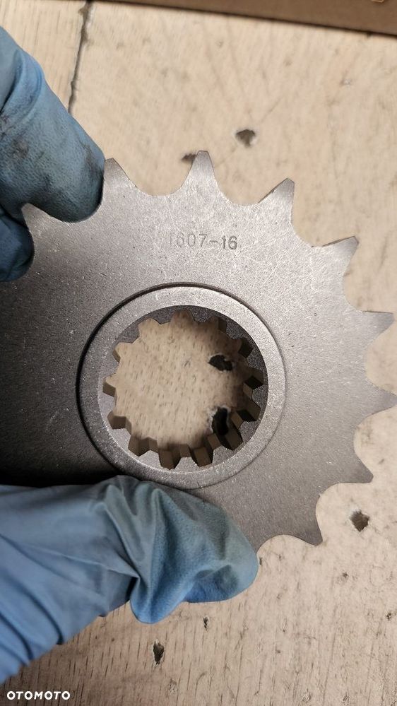 Zestaw napędowy Dyna Chain łańcuch DC525MSX2-G zębatki 16/46 Yamaha FZ8 S - 6