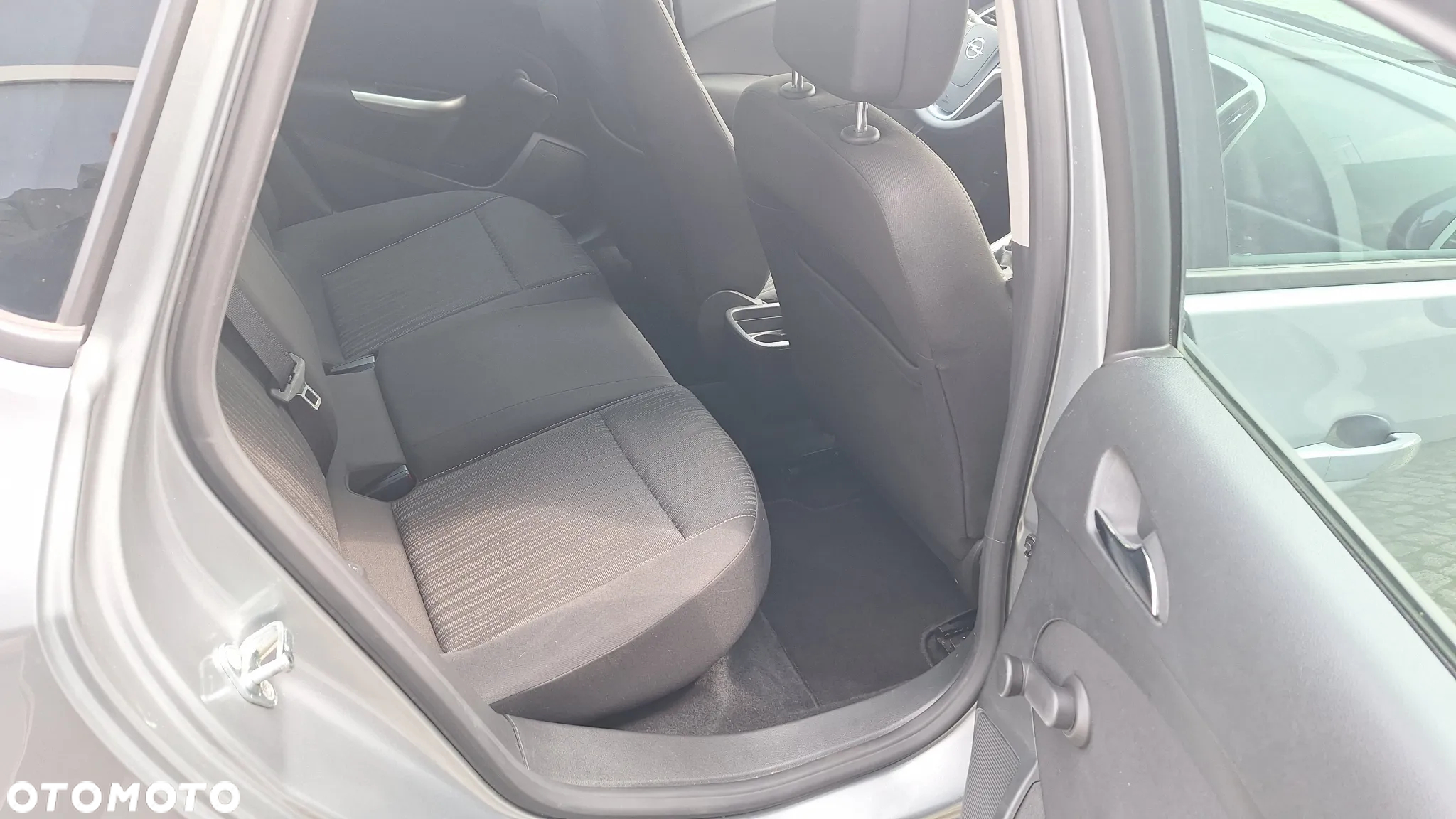 Opel Astra 1.4 Selection - 12