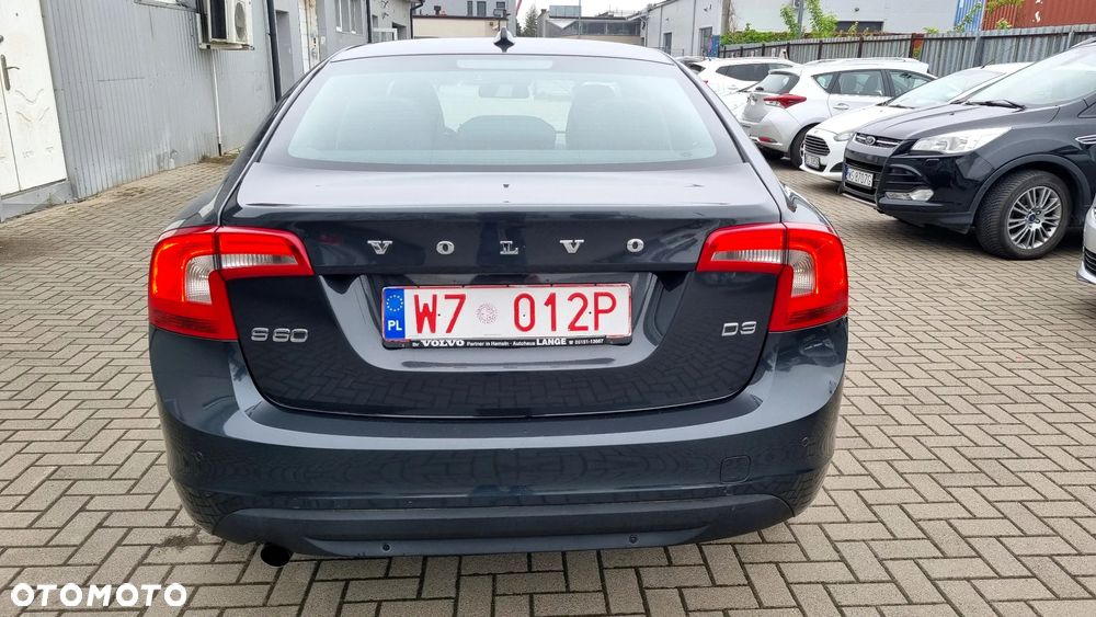 Volvo S60 D3 Geartronic Momentum - 5