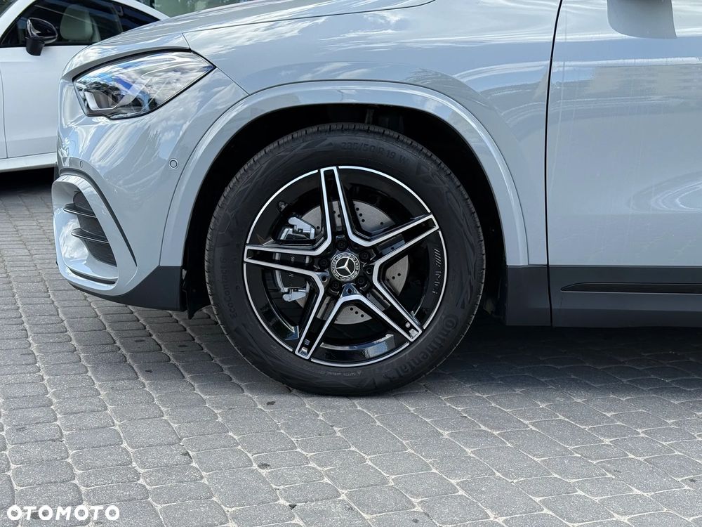 Mercedes-Benz GLA 220 mHEV 4-Matic AMG Line 8G-DCT - 11
