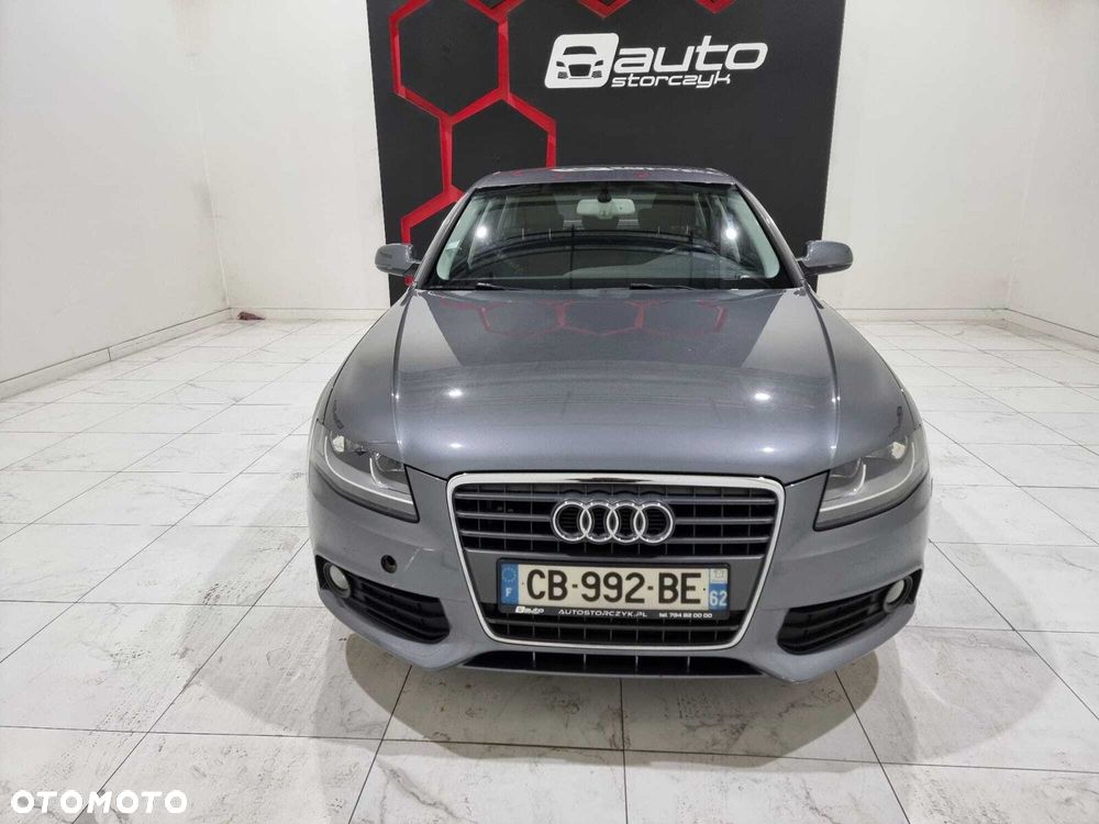Audi A4 Limousine - 12