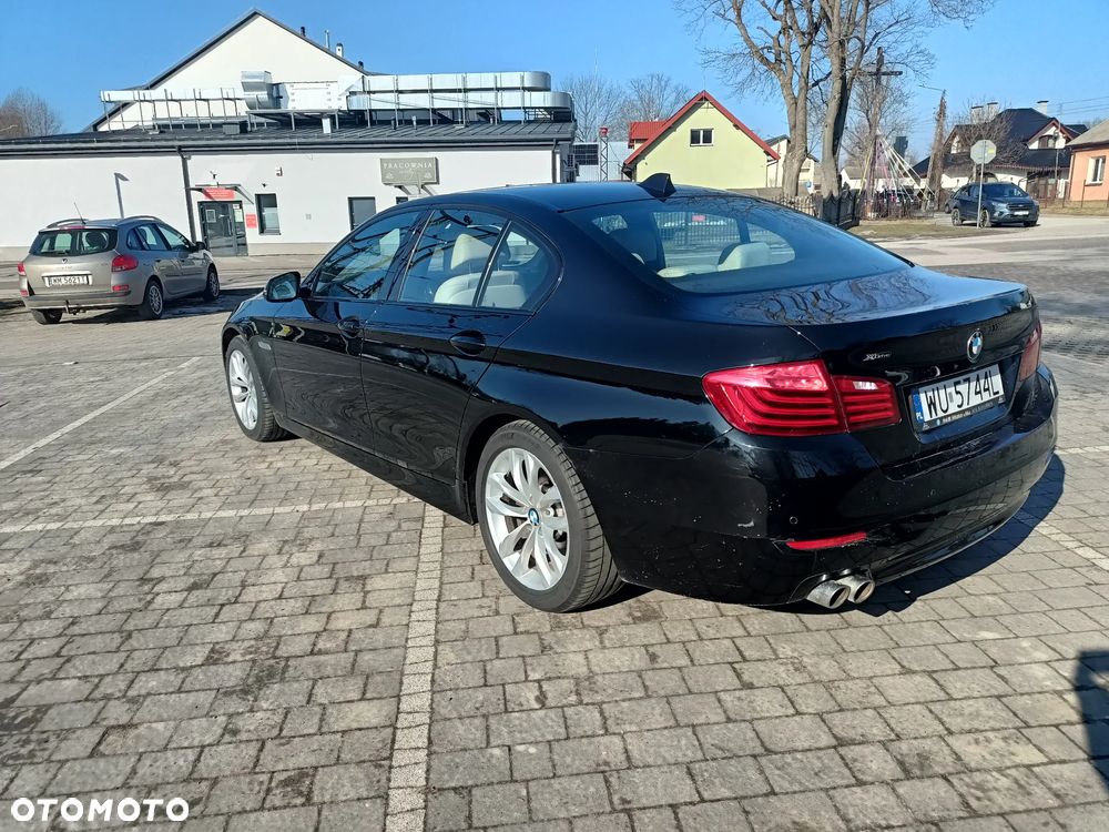 BMW Seria 5 520d xDrive - 3