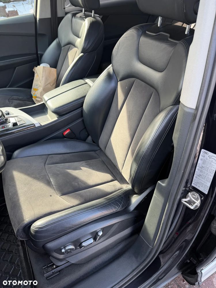 Audi Q7 - 11