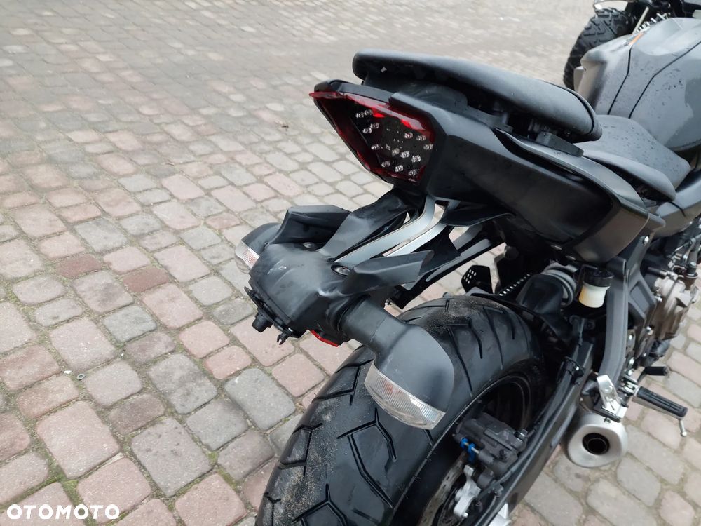 Yamaha MT - 11