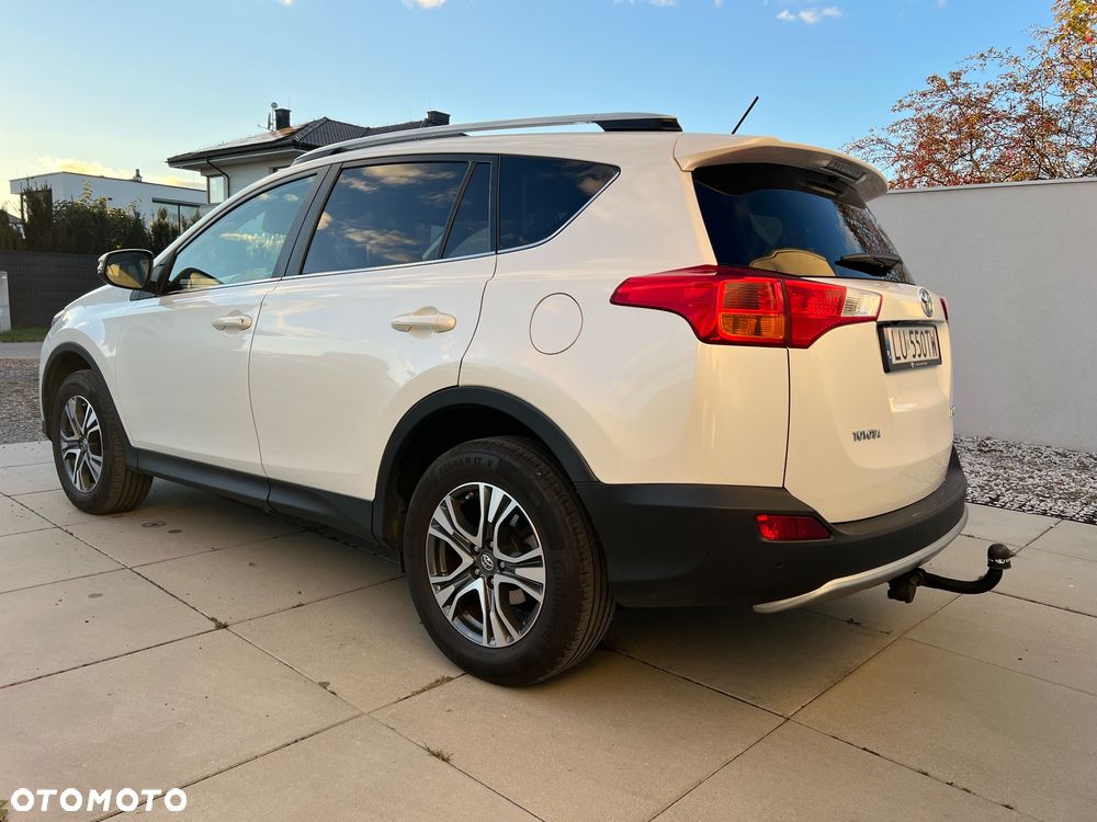 Toyota RAV4 2.0 D-4D Prestige - 9