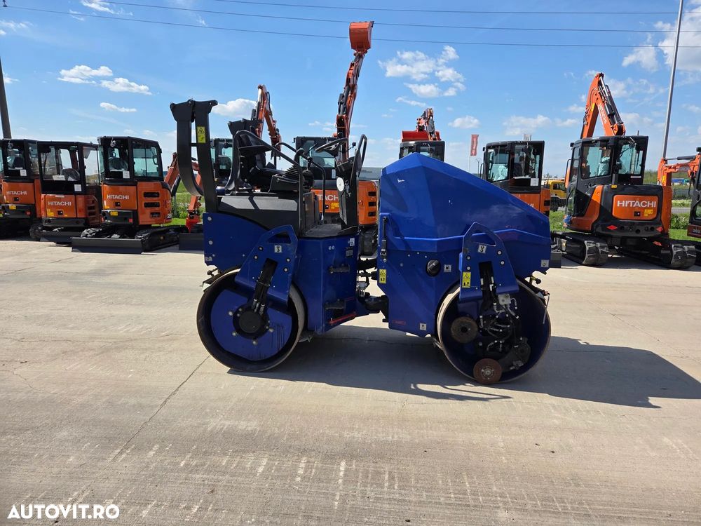 Ammann ARX45, 4,6tone, 2019, 1.444h, latime tambur 1,4m, motor Kubota 75CP, sistem stropire, sistem taiere asfalt, 2 joystickuri-FULL OPTION-posibilitate leasing 3 ani, rulat in Germania-STARE FOARTE BUNA-PROMOTIE 29.900 EUR+Tva - 6