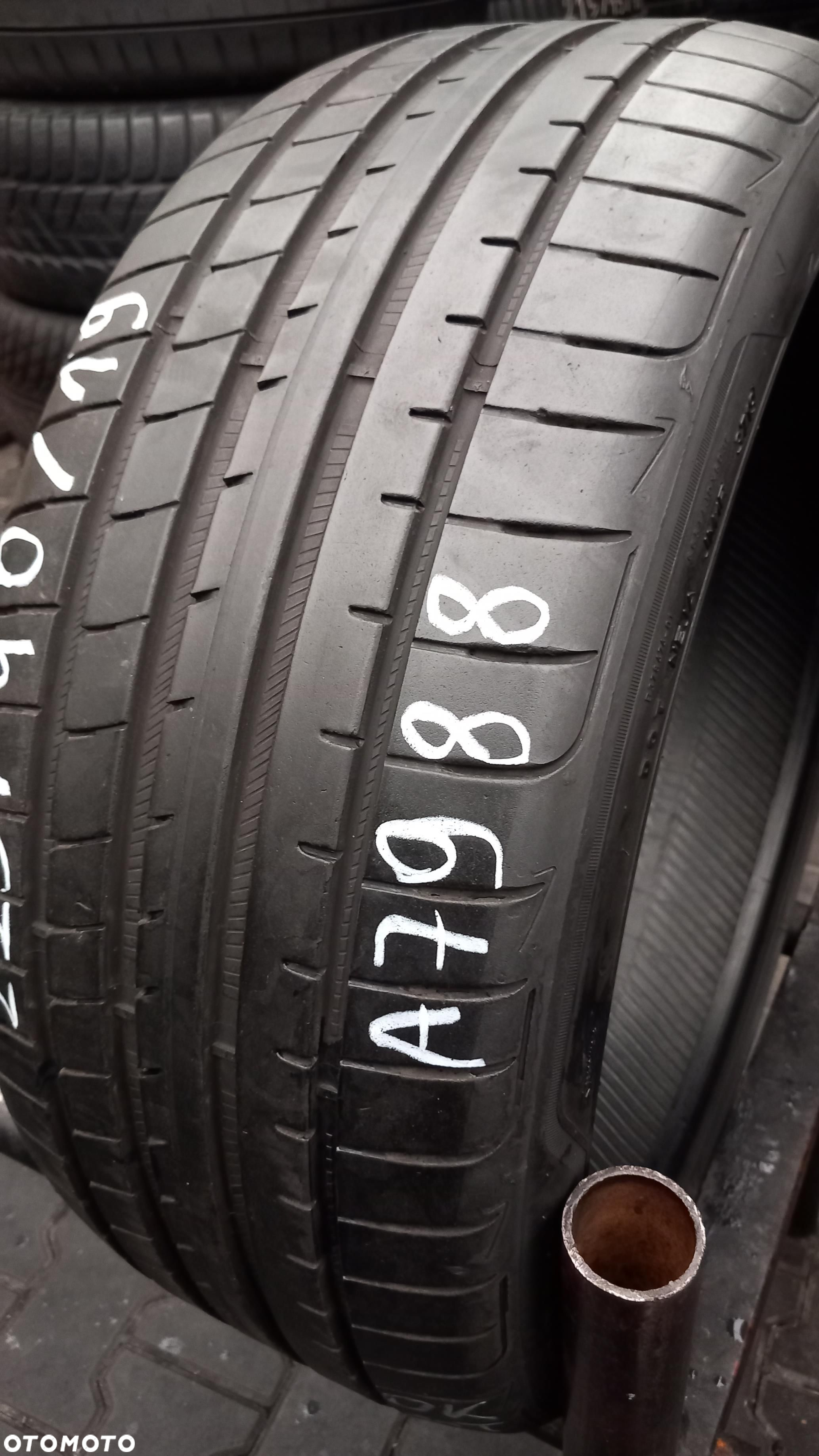225/40/19 Goodyear Eagle F1 Asymmetric 3 H:BMW RSC 93Y - 2