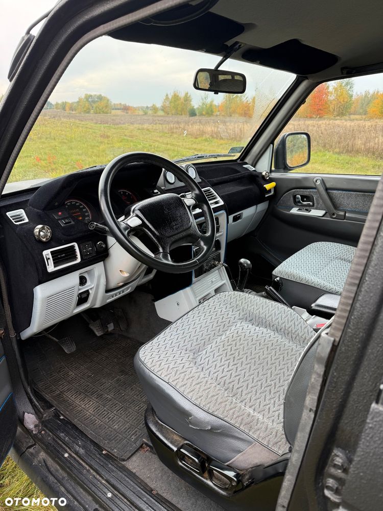 Mitsubishi Pajero 1996 photo 5
