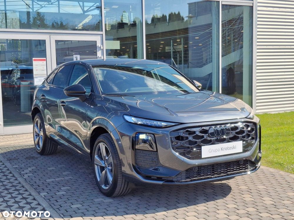 Audi Q3 Sportback - 4