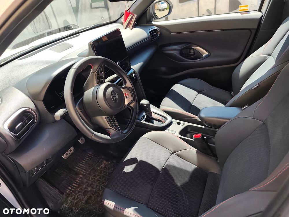 Toyota Yaris Cross Hybrid 1.5 GR Sport - 10
