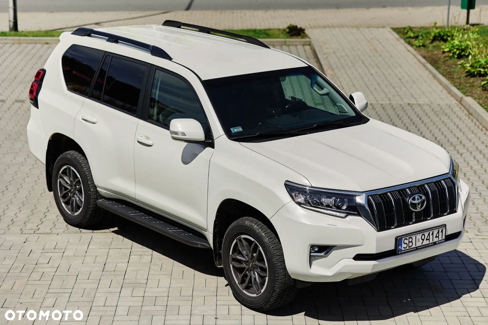 Toyota Land Cruiser LC 2.8 D-4D Invincible - 1