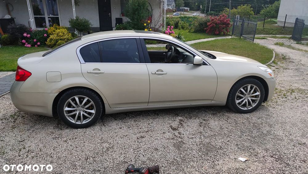 Infiniti G 3.5 AWD - 34