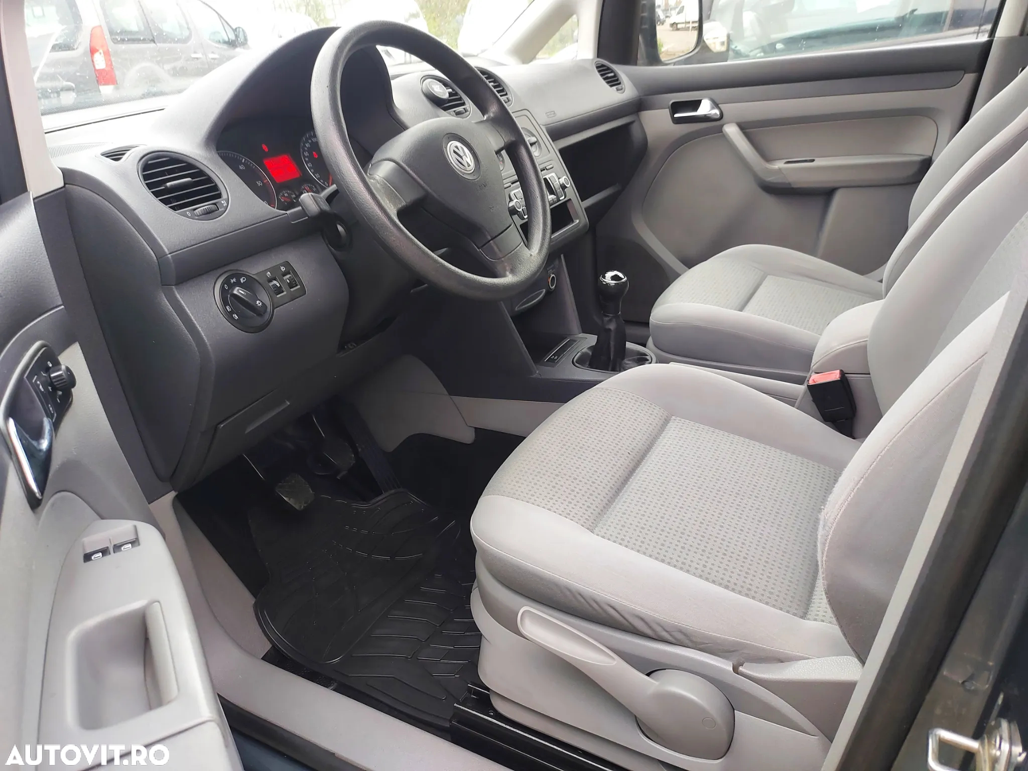 Volkswagen Caddy - 7