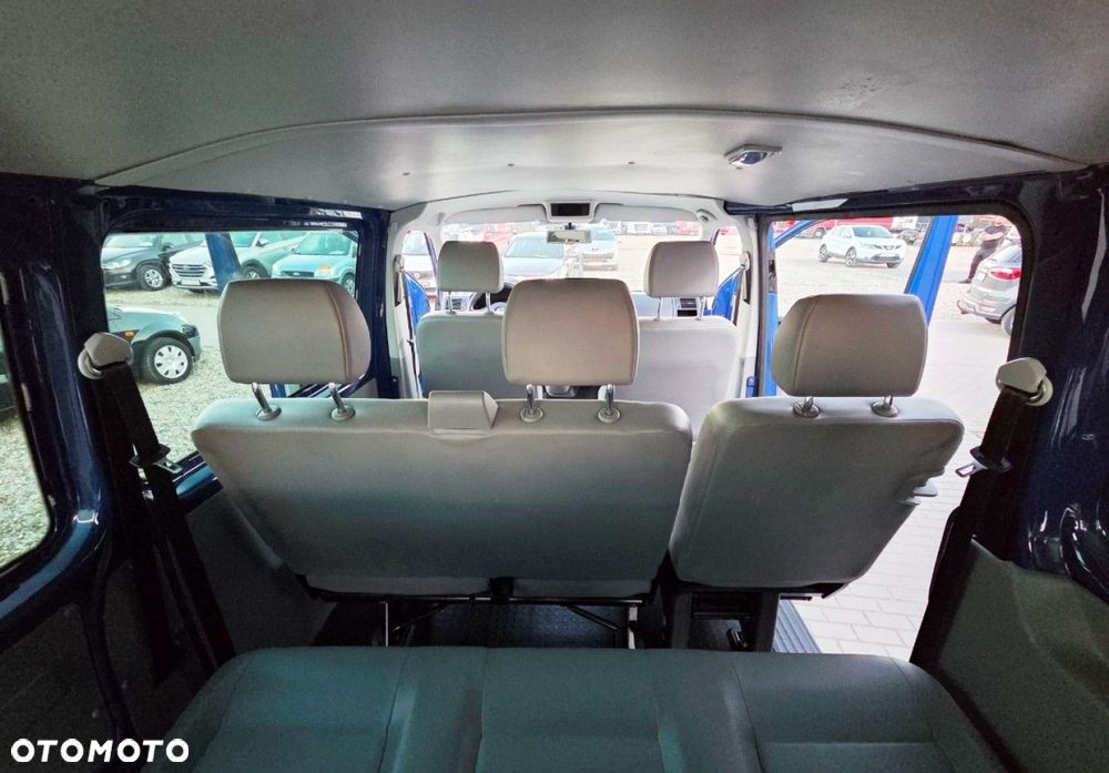 Volkswagen Transporter - 11