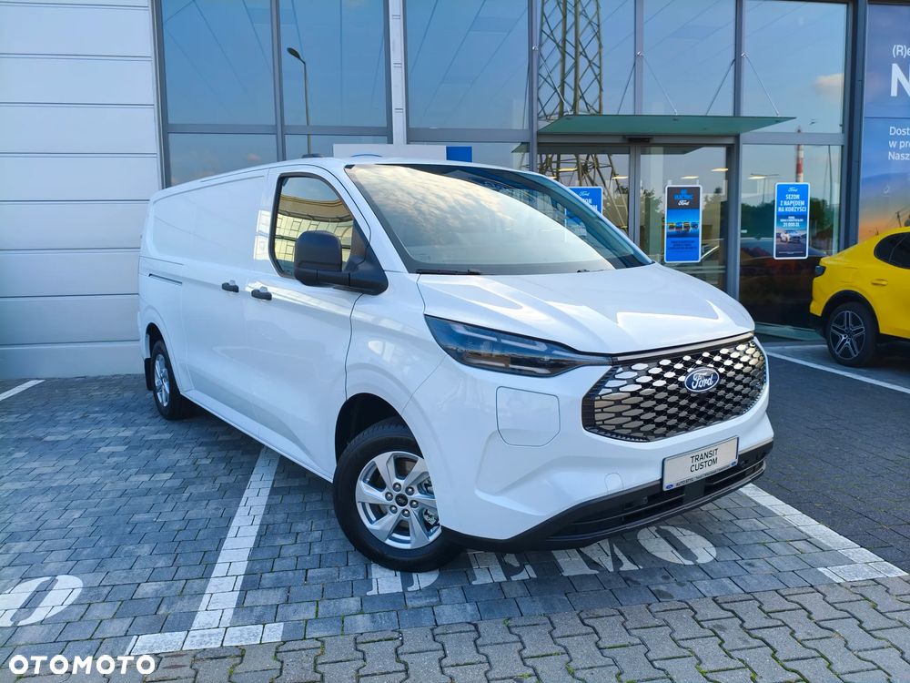 Ford E-Transit Custom