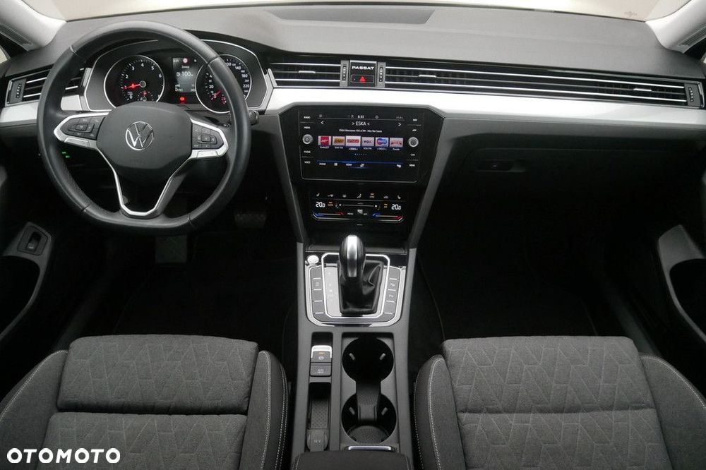 Volkswagen Passat Variant - 8