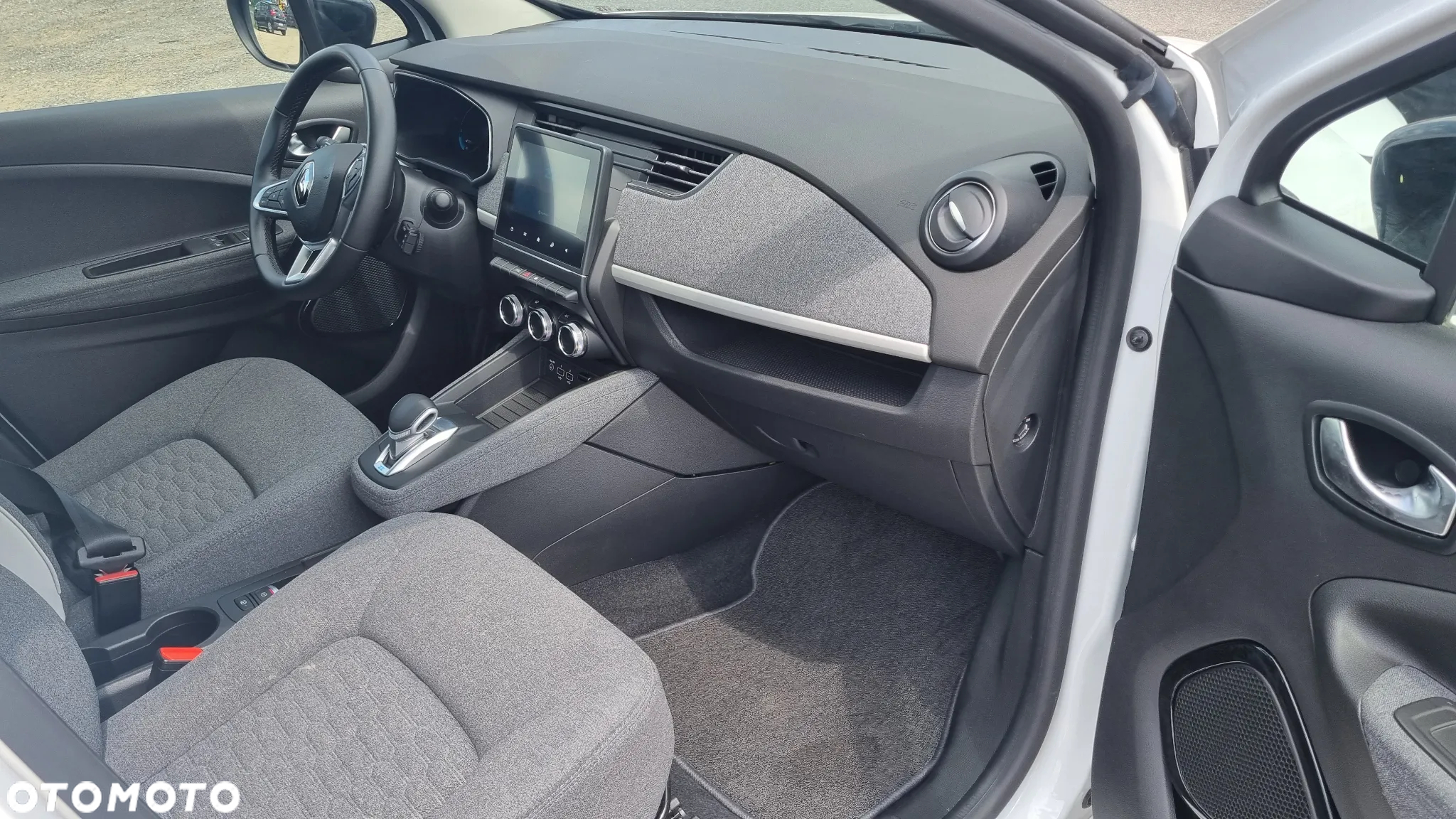 Renault Zoe - 23