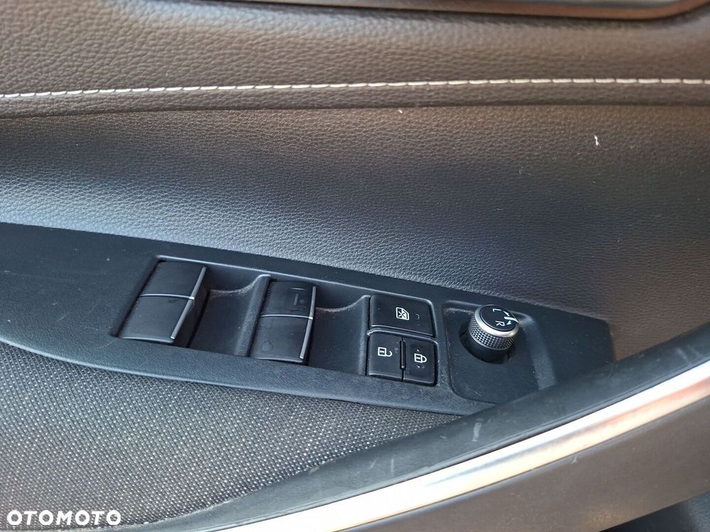 Toyota Corolla 1.8 Hybrid Comfort - 22