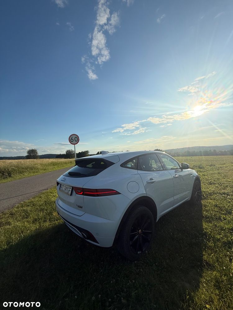 Jaguar E-Pace 2.0 i4P AWD R-Dynamic - 6