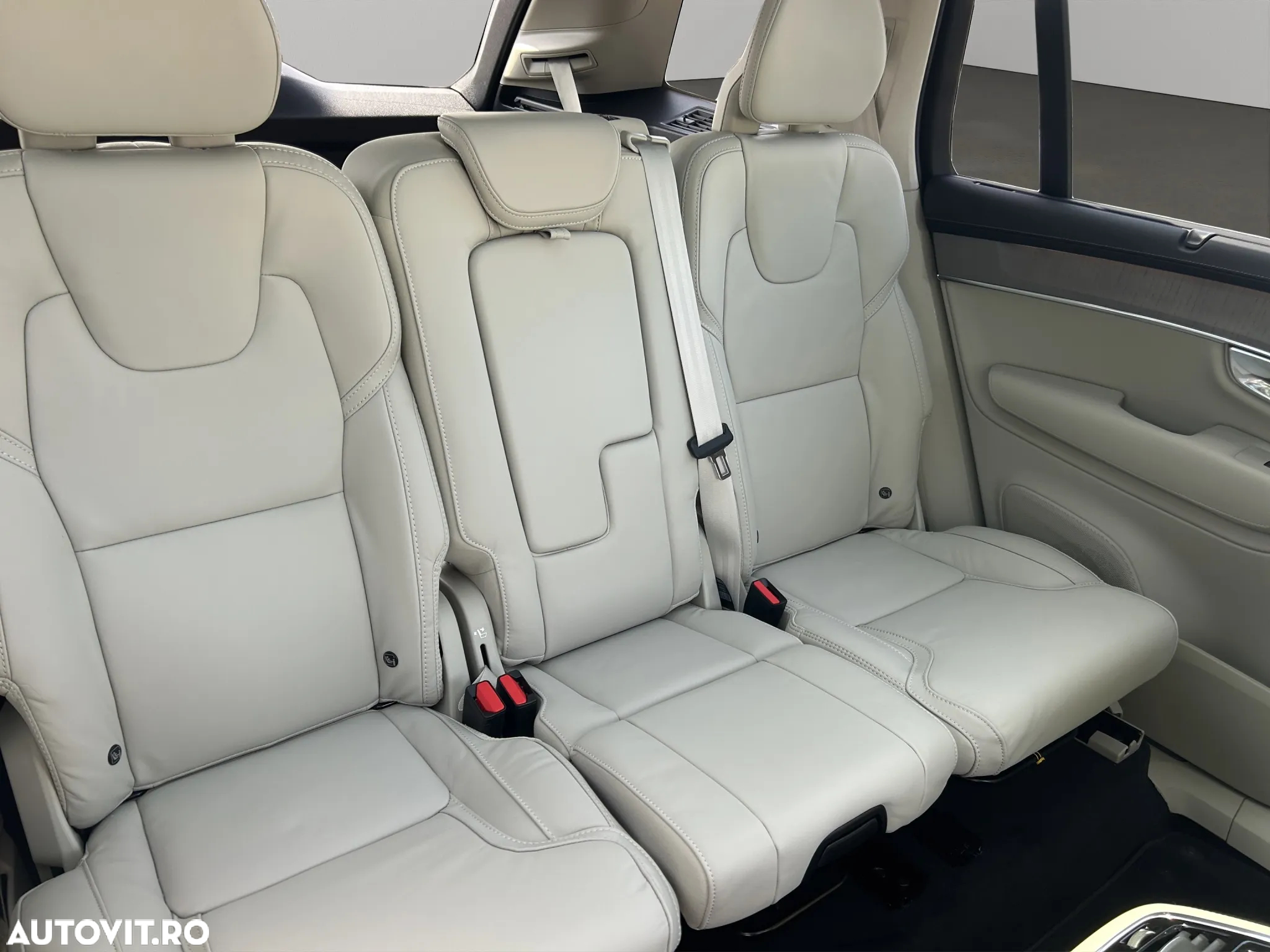 Volvo XC 90 - 17