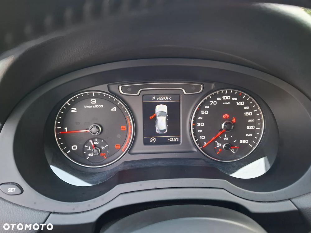 Audi Q3 2.0 TDI Quattro Edycja Specjalna - 26