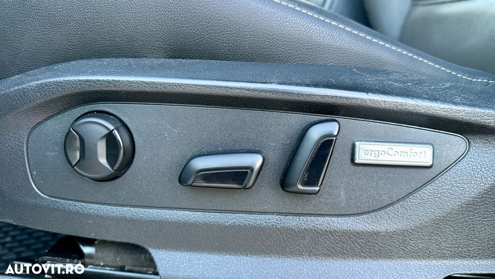 Volkswagen Amarok - 33