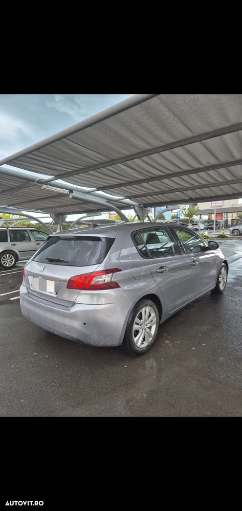 Peugeot 308 1.2 L PureTech Access - 3
