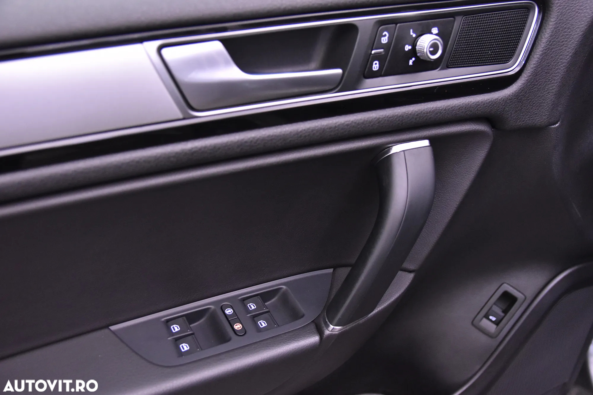 Volkswagen Touareg - 14