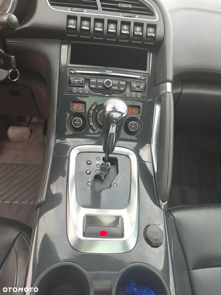 Peugeot 3008 1.6 Premium - 9