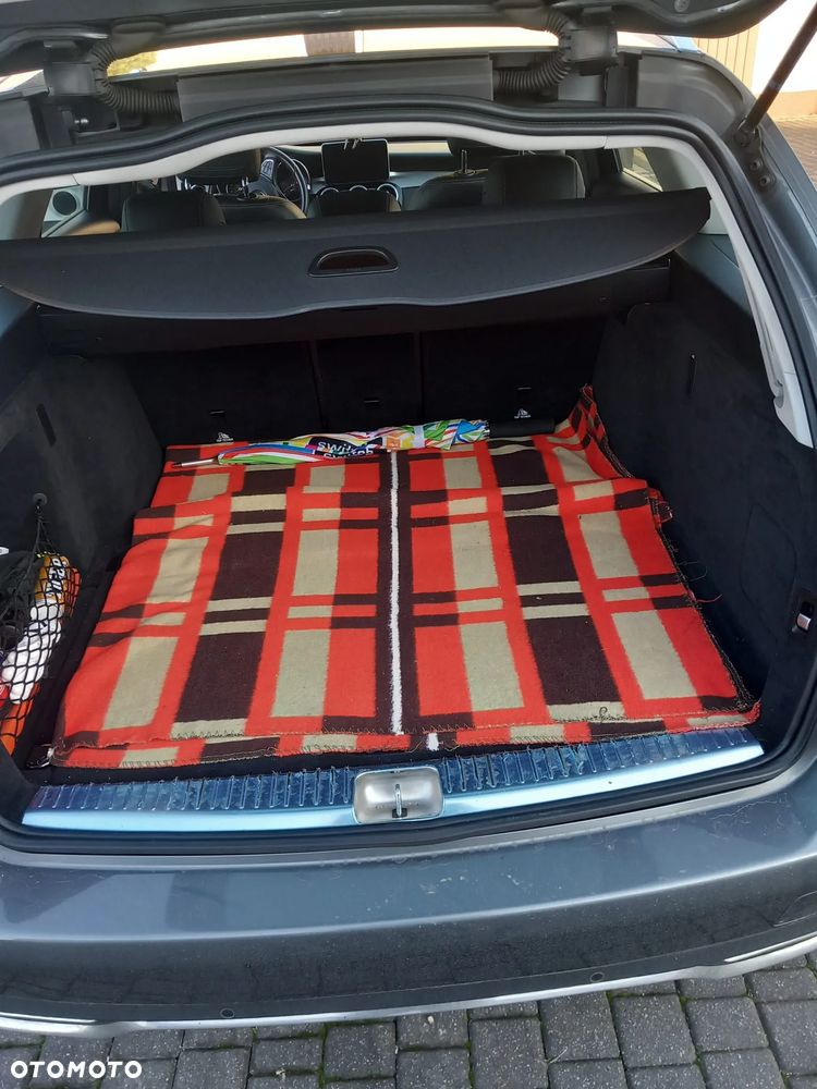 Mercedes-Benz Klasa C 220 d T 9G-TRONIC Avantgarde - 12