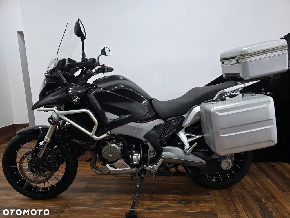 Honda VFR - 34
