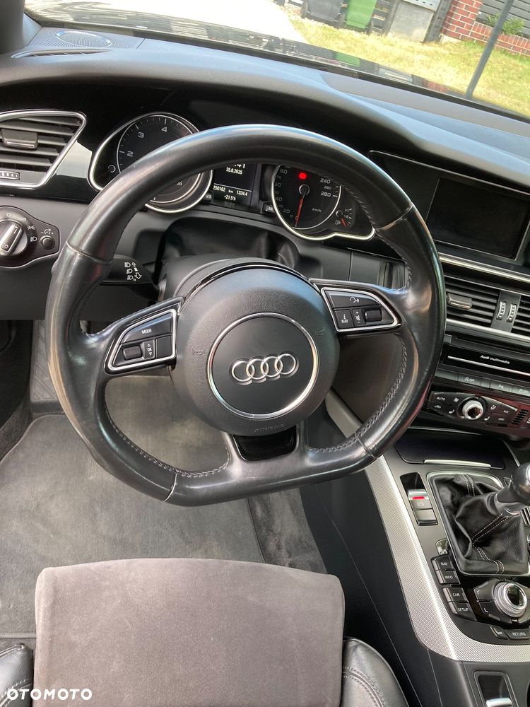 Audi A5 Cabrio 2.0 TDI DPF (clean diesel) quattro - 8