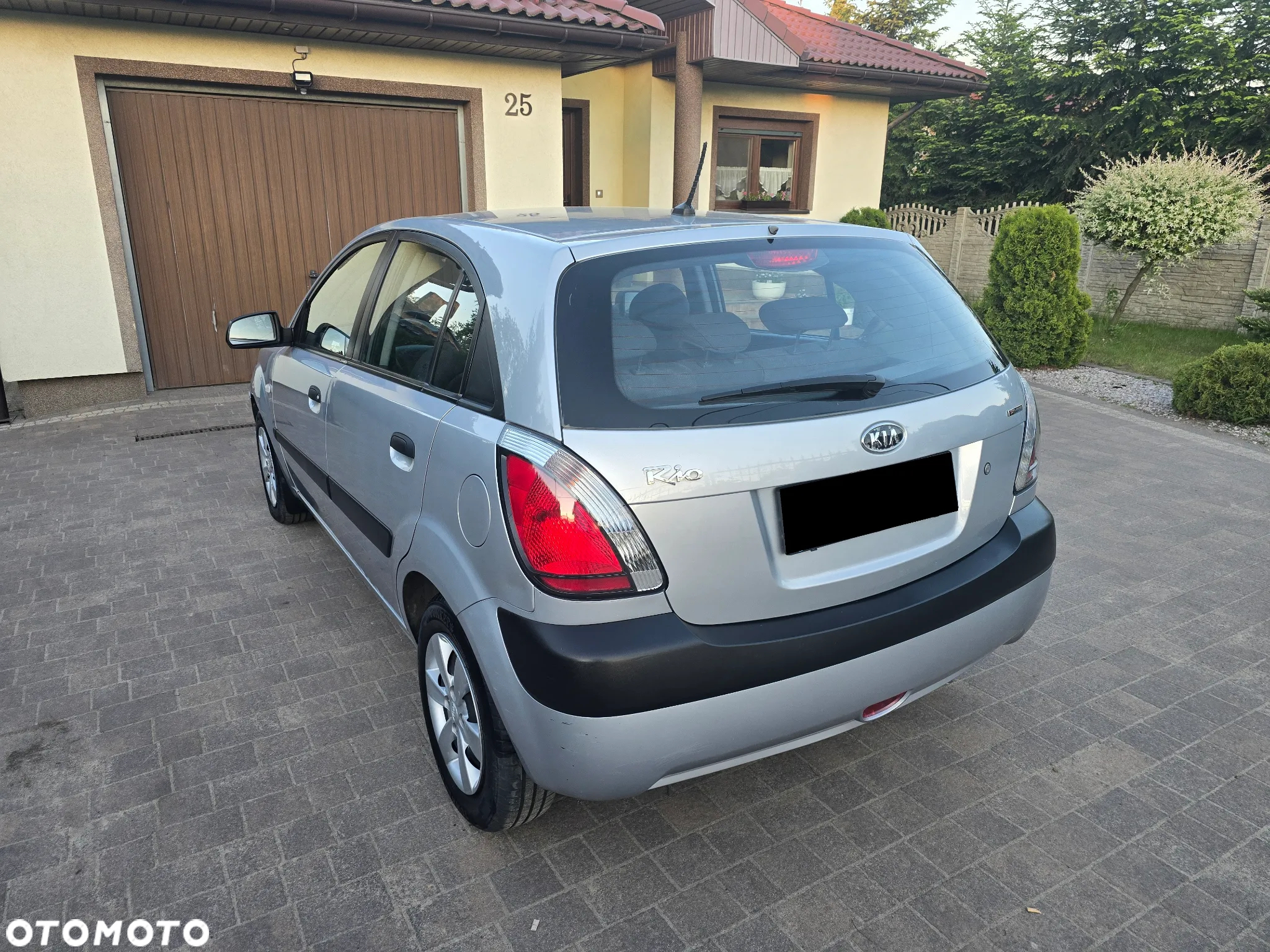 Kia Rio 1.4 Vision - 4