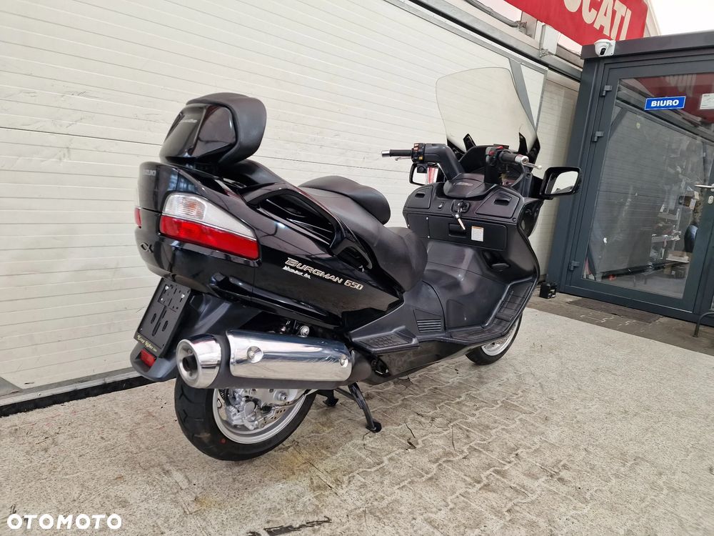 Suzuki Burgman - 22