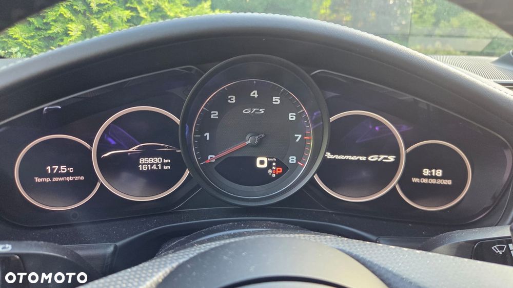 Porsche Panamera - 17