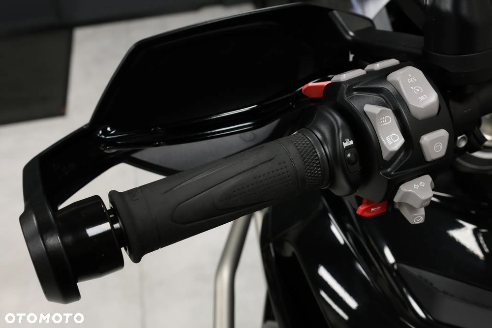 Triumph Tiger - 19
