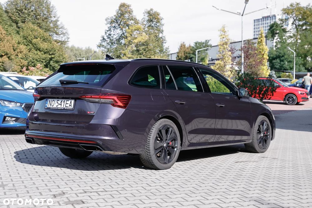 Skoda Octavia 2.0 TSI RS DSG - 8