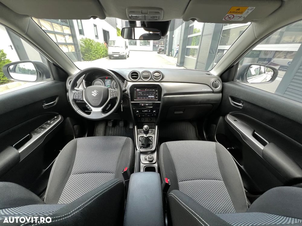Suzuki Vitara 1.4 Boosterjet AllGrip MHEV Passion - 5