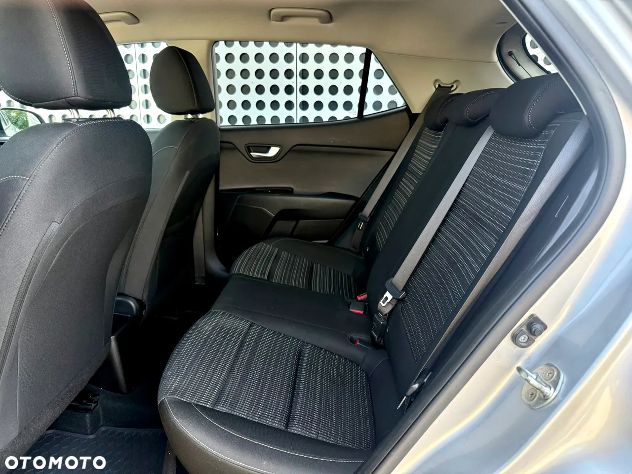 Kia Stonic 1.2 L - 19