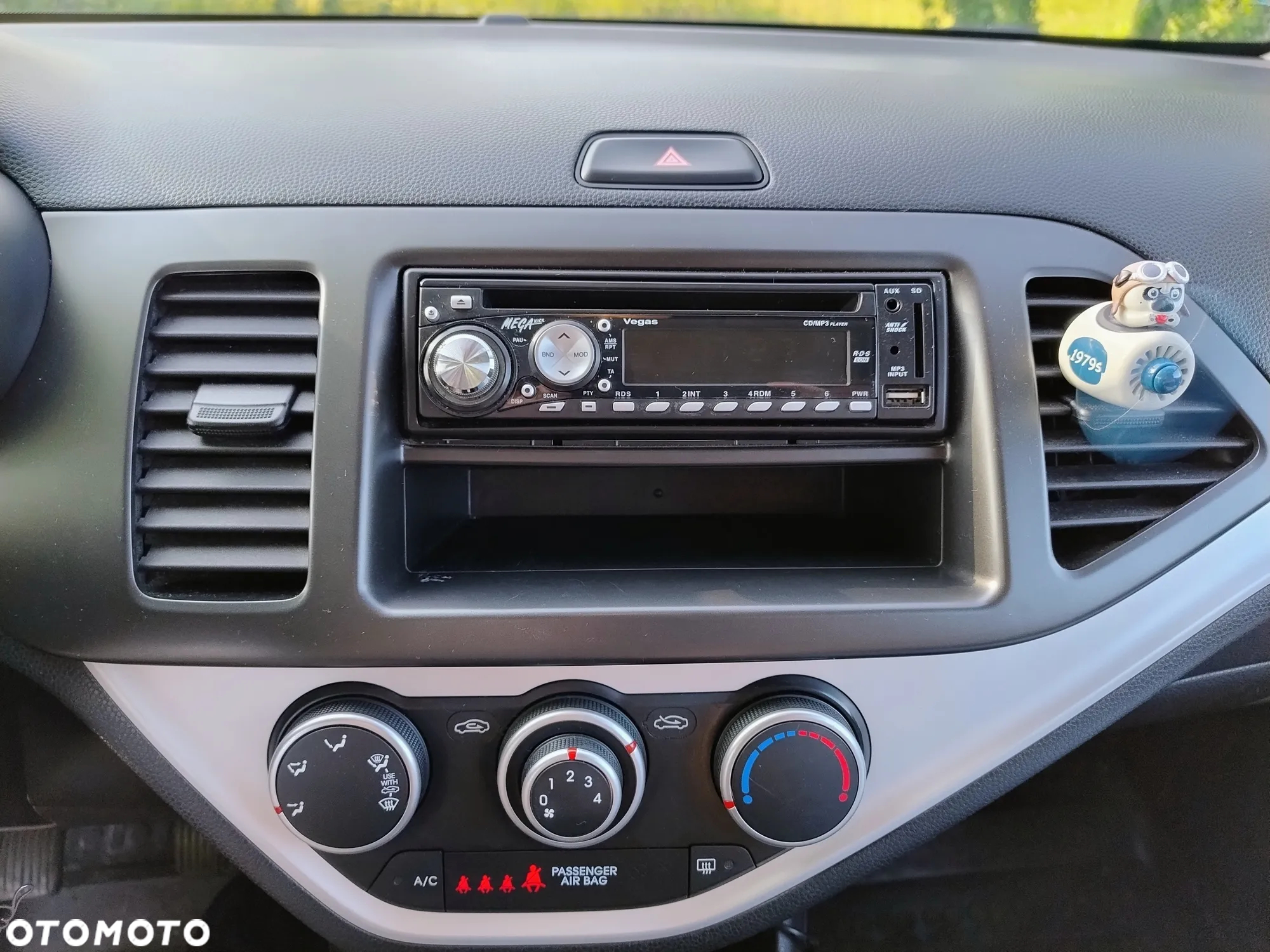Kia Picanto - 3