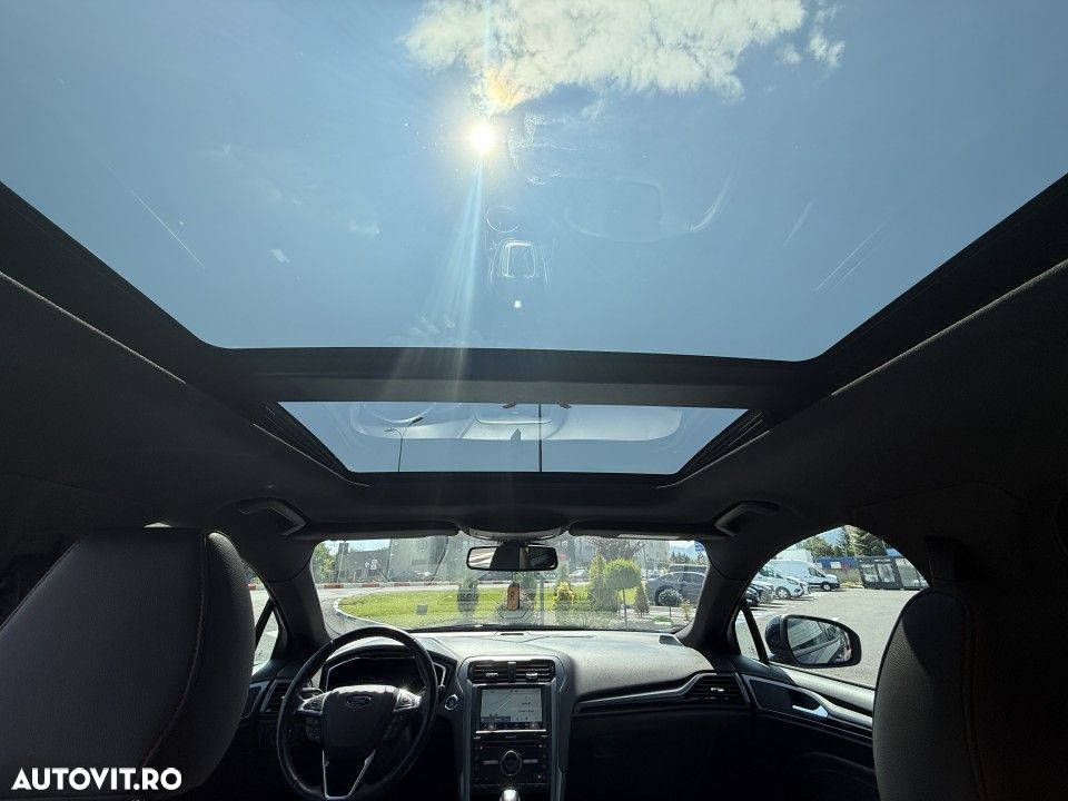 Ford Mondeo - 27