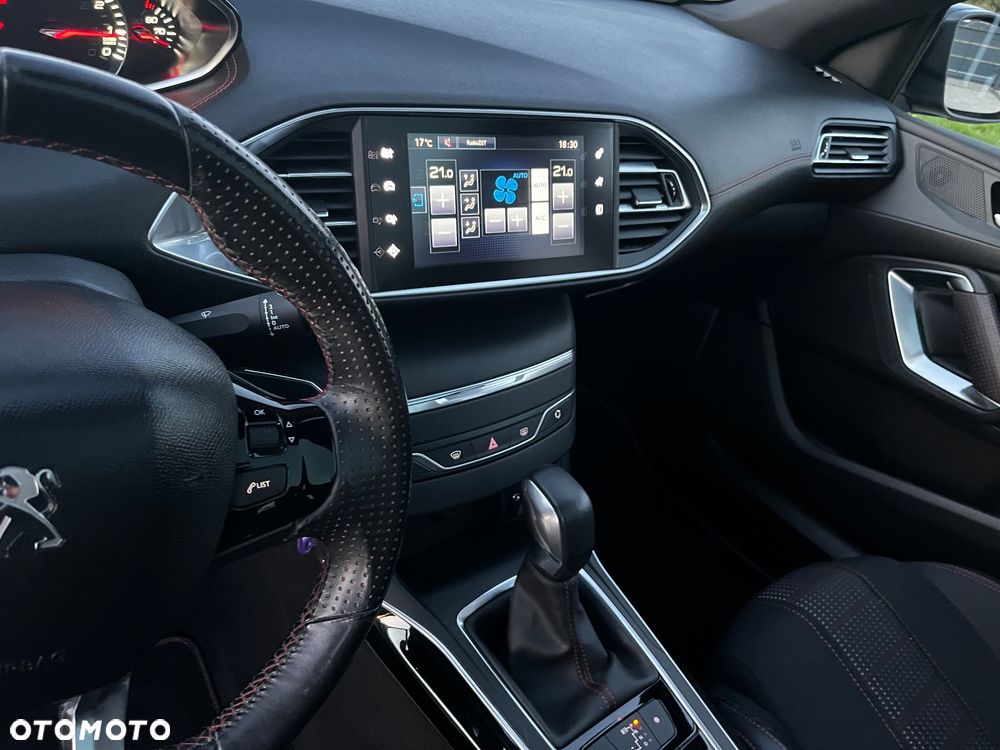 Peugeot 308 PureTech 130 EAT6 Stop & Start GT-Line Edition - 14